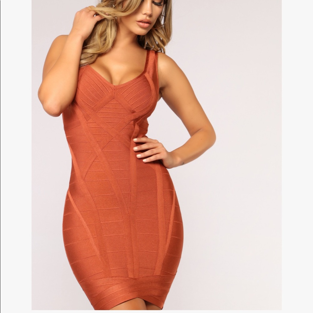 FashionNova bodycon dress